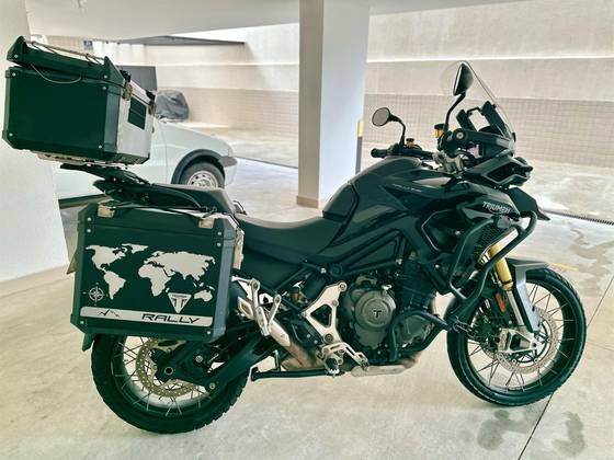TRIUMPH TIGER 1200 BLACK EDITION 
